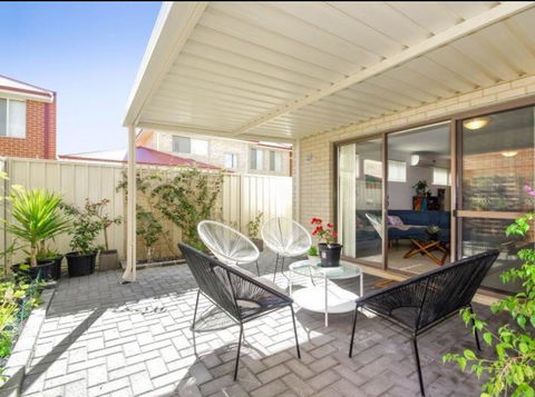 Holiday Home Near Perth City / Airport / Stadium / Casino - Accommodation Redcliffe 18