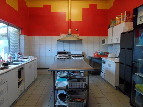 Backpack City & Surf - Accommodation Redcliffe 6
