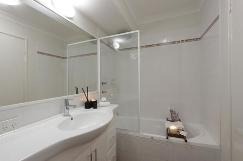 Hillarys Marina Apartment - Accommodation Redcliffe 28