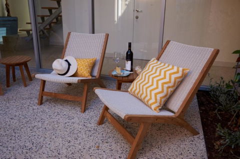The Urban Beach House - Accommodation Redcliffe 9