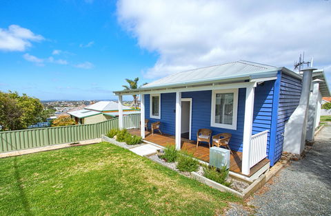 Jeffries Cottage - Accommodation Redcliffe 5