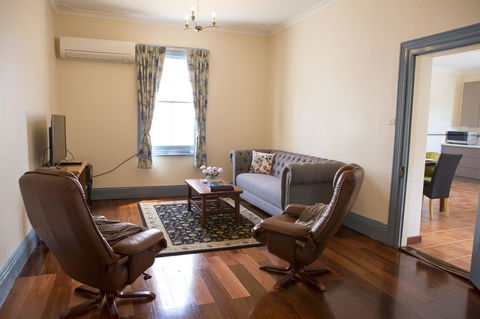 Spencer Cottage - Accommodation Redcliffe 19