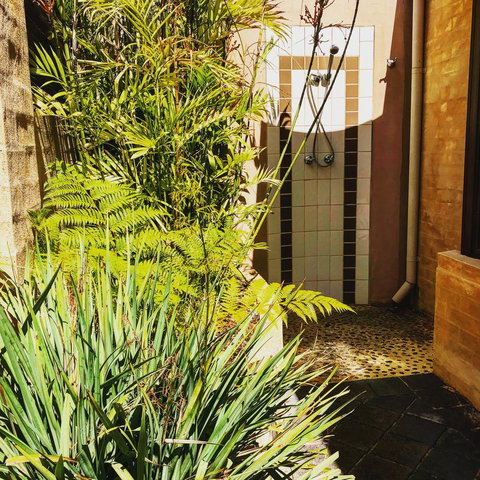 BeachHideaway@Scarborough - Accommodation Redcliffe 10
