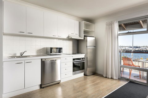 Be. Fremantle - Accommodation Redcliffe 15