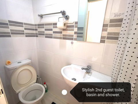 Cosy Easy Access Home Near Perth CBD And Fremantle - Accommodation Redcliffe 3
