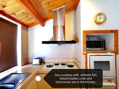 Cosy Easy Access Home Near Perth CBD And Fremantle - Accommodation Redcliffe 10