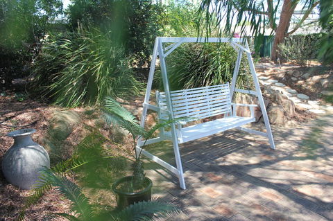 Jacaranda Hideaway Bed & Breakfast - Accommodation Redcliffe 11