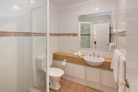 Bayshore Beachside Resort - Accommodation Redcliffe 44