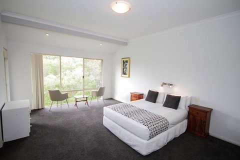 Fern Creek - Accommodation Redcliffe 11