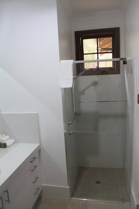 Riverglen Chalets - Accommodation Redcliffe 15