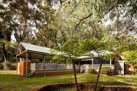 Riverglen Chalets - Accommodation Redcliffe 35