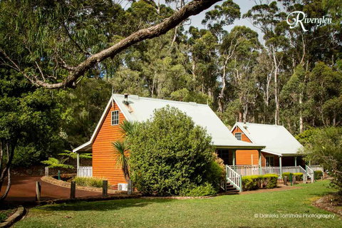 Riverglen Chalets - Accommodation Redcliffe 36