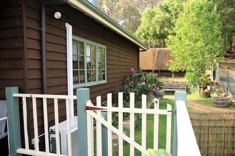 Riverglen Chalets - Accommodation Redcliffe 17