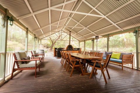 Riverglen Chalets - Accommodation Redcliffe 21