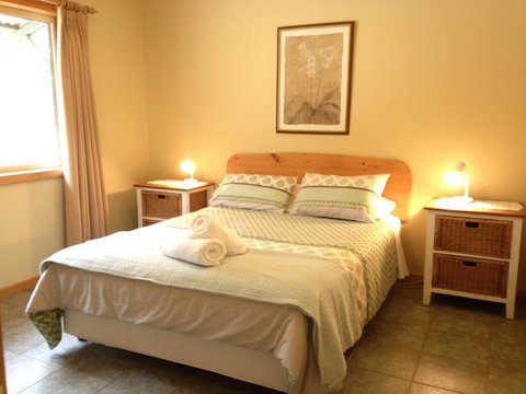 Riverside Retreat Chalets, Walpole - Accommodation Redcliffe 12
