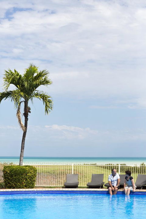 Moonlight Bay Suites - Accommodation Redcliffe 4