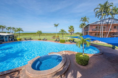 Moonlight Bay Suites - Accommodation Redcliffe 0