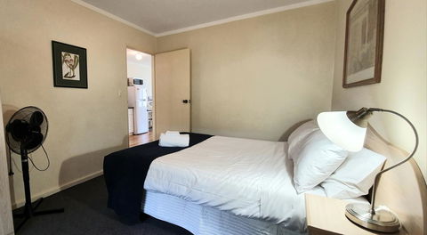 West Beach Lagoon 208 â€“ Great Value! - Accommodation Redcliffe 3