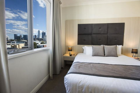 Zappeion Apartments - Accommodation Redcliffe 18