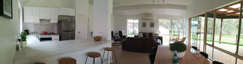 Stableford Cottage Holiday Home Dunsborough - Accommodation Redcliffe 14