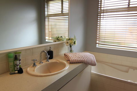 Stableford Cottage Holiday Home Dunsborough - Accommodation Redcliffe 34