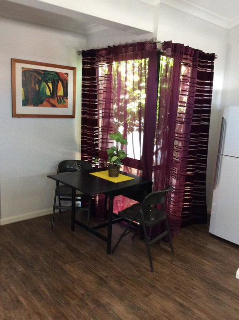 Como Retreat - Two Bedroom Villa - Accommodation Redcliffe 3