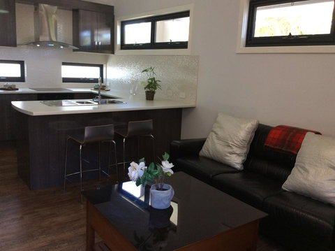 Como Retreat - Two Bedroom Villa - Accommodation Redcliffe 16