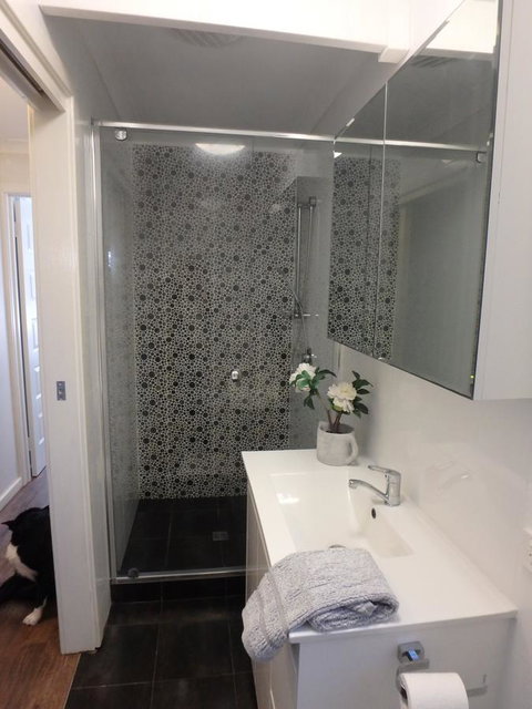 Como Retreat - Two Bedroom Villa - Accommodation Redcliffe 24