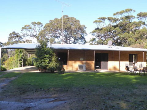 Turner Brook Chalet - Accommodation Redcliffe 0