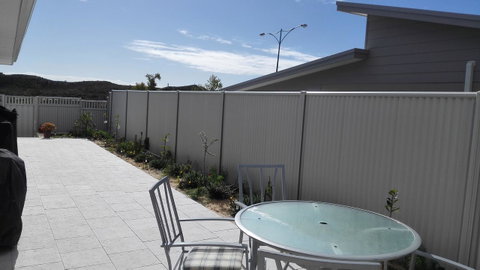Alkimos Beach Cottage - Accommodation Redcliffe 8