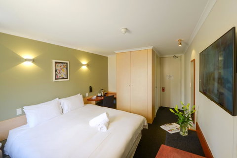 Sullivans Hotel - Accommodation Redcliffe 14