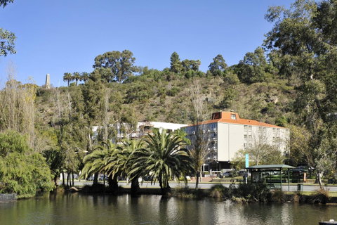 Sullivans Hotel - Accommodation Redcliffe 0