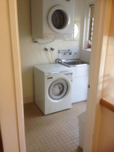 Leederville Townhouse - Accommodation Redcliffe 10