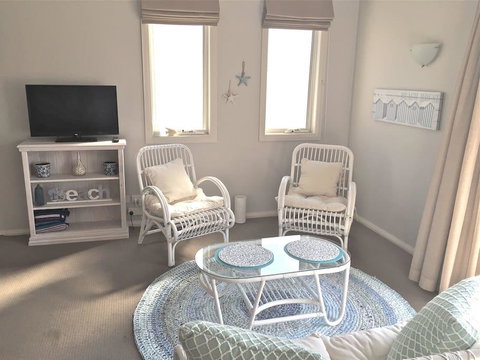 Fremantle Local Beach Studio - Accommodation Redcliffe 6