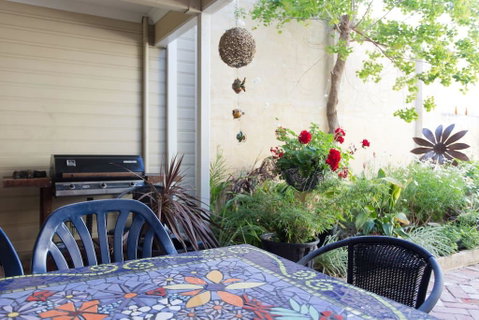 Fremantle Local Beach Studio - Accommodation Redcliffe 9