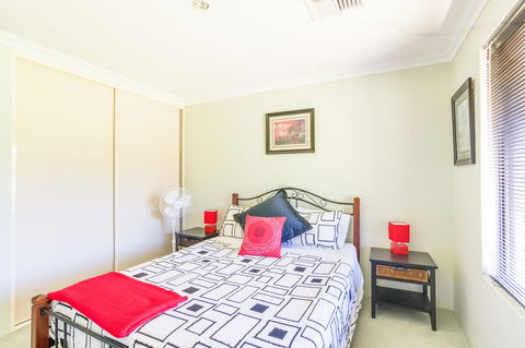 Seatrees Accommodation - Accommodation Redcliffe 27
