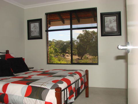Seatrees Accommodation - Accommodation Redcliffe 4
