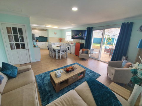 Palm Beach Bed & Breakfast - Accommodation Redcliffe 16