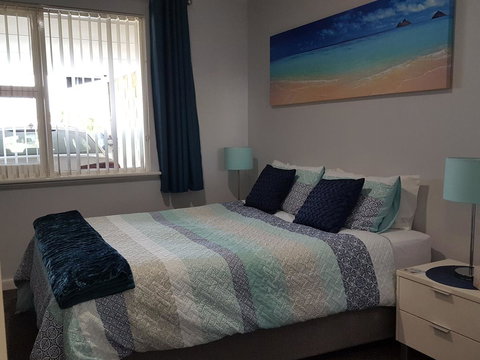 Palm Beach Bed & Breakfast - Accommodation Redcliffe 4