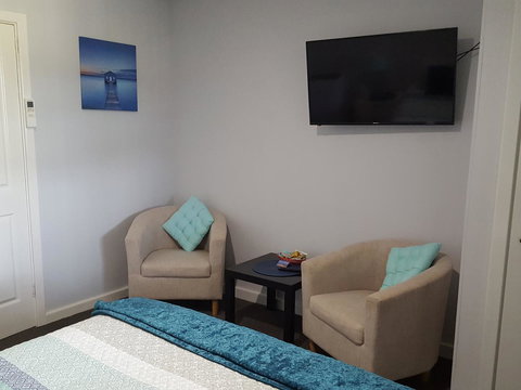 Palm Beach Bed & Breakfast - Accommodation Redcliffe 3