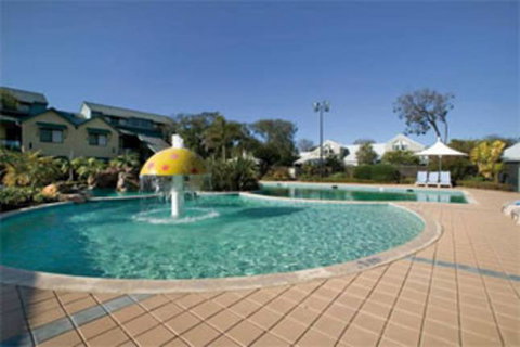Presidential Bungalow - Accommodation Redcliffe 0
