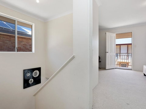 Cooper Street - Accommodation Redcliffe 16