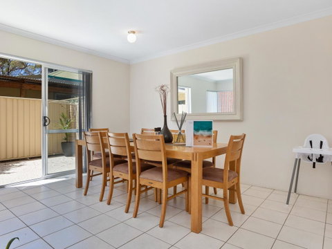Cooper Street - Accommodation Redcliffe 35