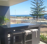 Mandurah beach front apartment - Accommodation Redcliffe
