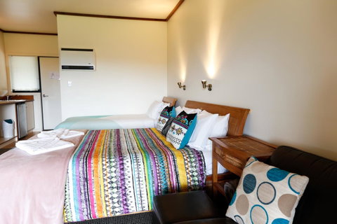 Karri Aura - Accommodation Redcliffe 1
