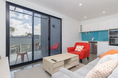 Sunset Place Apartments - Accommodation Redcliffe 13