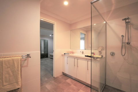 Studio Style Mindarie Marina - Accommodation Redcliffe 6