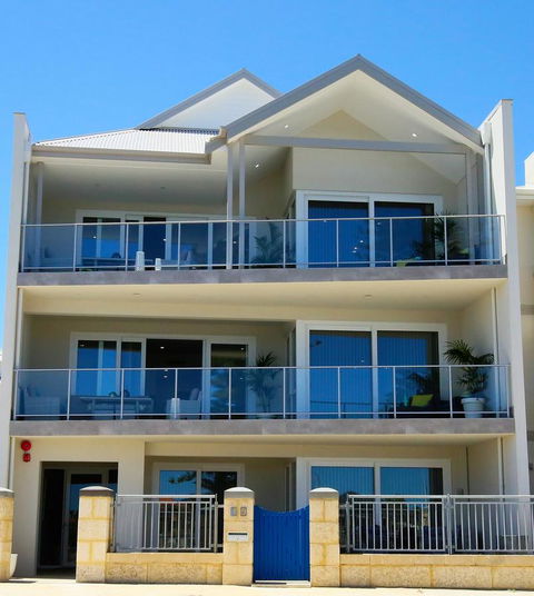 Studio Style Mindarie Marina - Accommodation Redcliffe 9