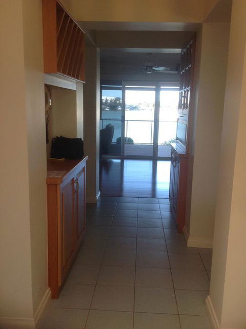 Waterside Canal Dreams - Accommodation Redcliffe 7