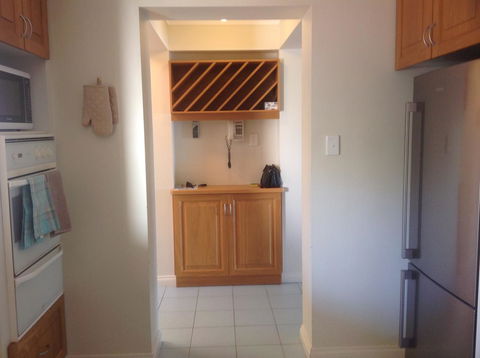 Waterside Canal Dreams - Accommodation Redcliffe 11